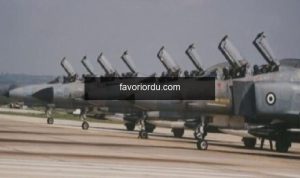 Yunanistan’a ilişkin bir F-4 Phantom savaş uçağı düştü