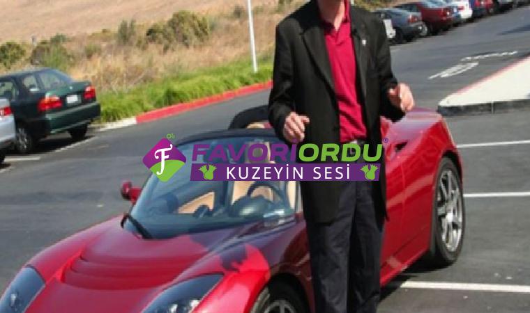 Tesla’nın kurucu ortağından otonom araçlara “Saçmalık” yorumu